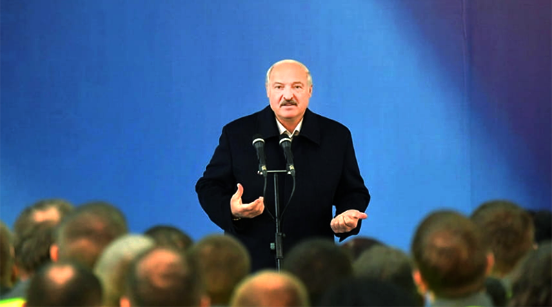 Народ безмолвствует и спит. Революционная ситуация: белорусы хотят, а Лукашенко не может...