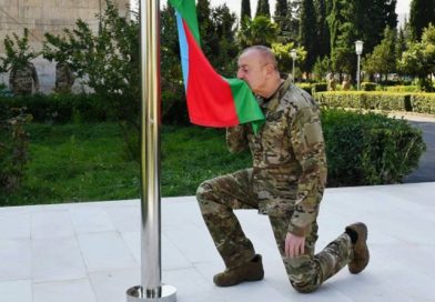 Алиев поднял флаг Азербайджана в столице Карабаха